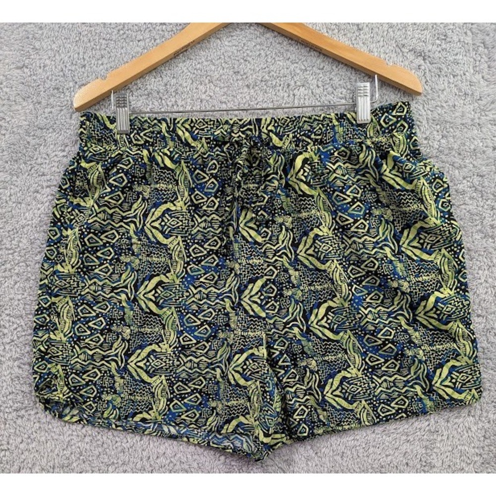 Cato Shorts Women's 14W/16W Green Blue Black Geometric Rayon Lightweight Pull On